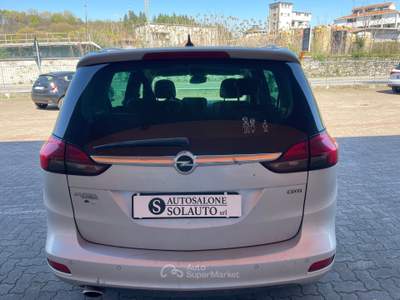 Opel Zafira Tourer 2.0 CDTi 165CV aut. Cosmo 7 Posti Argento usata Gozzano