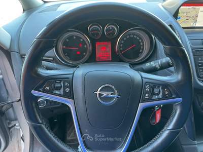 Opel Zafira Tourer 2.0 CDTi 165CV aut. Cosmo 7 Posti Argento usata Gozzano