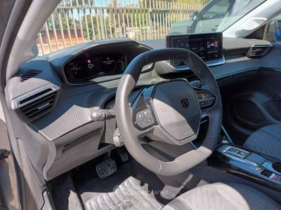 Peugeot 208 1200 HYBRID ALLURE 110CV E-DCS6 KEYLESS "16 ITALIA Grigio usata Pistoia