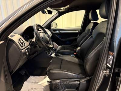 Audi Q3 2.0 TDI quattro S tronic S-Line Xenon Navi Grigio usata Chiusa