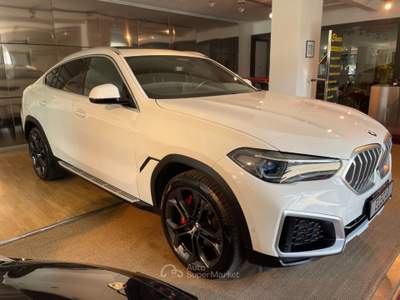 BMW X6 xDrive30d 48V xLine FULL KM 38000 Bianco usata Roma