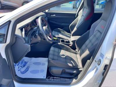 Volkswagen Golf 2.0 TSI DSG GTI / Black Style Bianco usata Pieve di Soligo