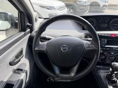 Lancia Ypsilon ottime condizioni interne ed esterne un anno di garanzia Bianco usata Pergine Valsugana