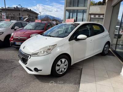 Peugeot 208 buone condizioni tenuta sempre in garage Bianco usata Pergine Valsugana
