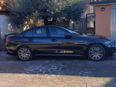 BMW Serie 3 330e Ottime condizioni pacchetto msport completo Nero usata Calcinaia