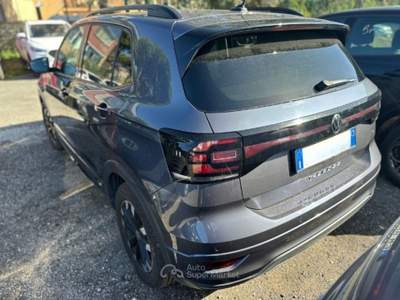 Volkswagen T-Cross  - t-cross 1.0 tsi style 110cv Grigio usata Legnano