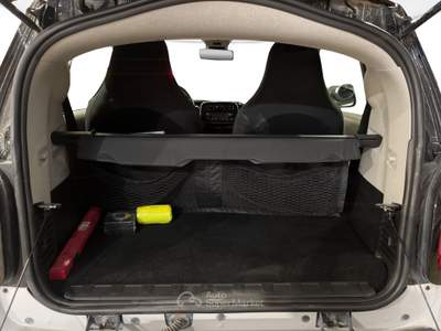 Smart ForTwo 1.0 71cv youngster twinamic Bianco usata Vicenza