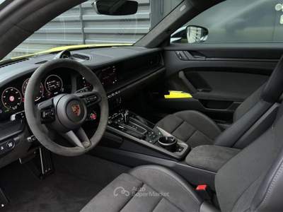 Porsche 911 Carrera 4 GTS 2.0*Matrix-Alcantara-Finanz* Giallo usata Guidonia Montecello