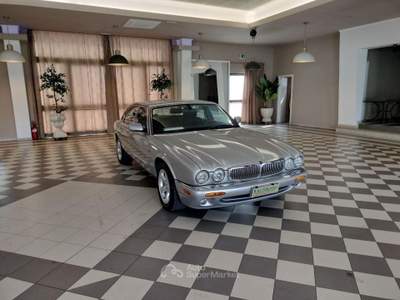 Jaguar XJ 3.2 SE EXECUTIVE Automatica * Finanziabile * Argento usata Guidonia Montecello