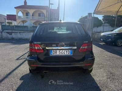 Mercedes-Benz Classe B Mercedes B 200 Cdi 140cv Automatica Nero usata Pompei