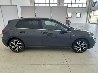 Volkswagen Golf 2.0 TDI 150 CV DSG SCR Style Grigio usata Alba