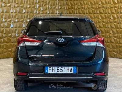 Toyota Auris Business usata San Zeno Naviglio