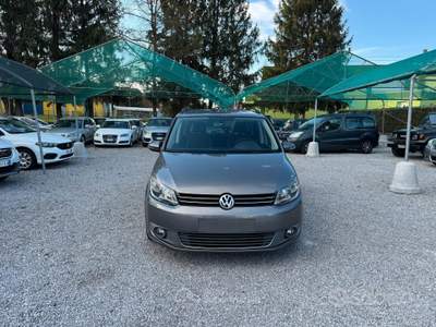 Volkswagen Touran Comfortline usata Bulgarograsso