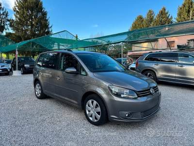 Volkswagen Touran Comfortline usata Bulgarograsso
