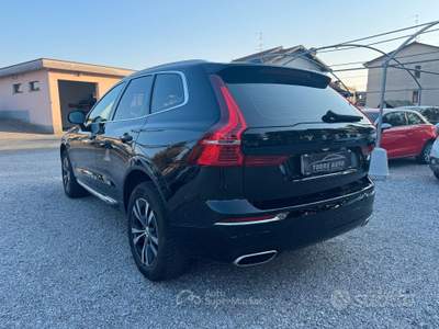Volvo XC60 XC 60 XC60 T6 Recharge Plug-in Hybrid AWD In usata Bulgarograsso