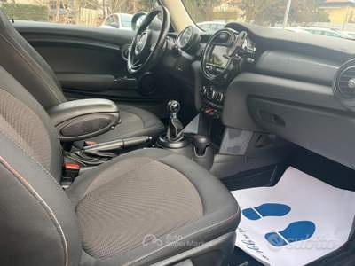 MINI Clubman 1.5 One D NEOPATENTATI usata Bulgarograsso