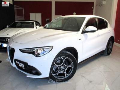 Alfa Romeo Stelvio 2.2 T.diesel 190CV AT8 Q4 Sprint Bianco usata Vittoria