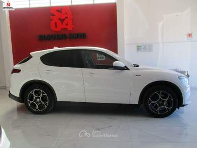 Alfa Romeo Stelvio 2.2 T.diesel 190CV AT8 Q4 Sprint Bianco usata Vittoria