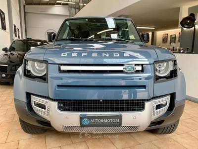 Land Rover Defender Defender 90 3.0d i6 mhev HSE awd 250cv auto Blu/Azzurro usata Rho