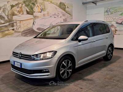 Volkswagen Touran  2.0 TDI 150 CV DSG Executive BMT Argento usata Rezzato