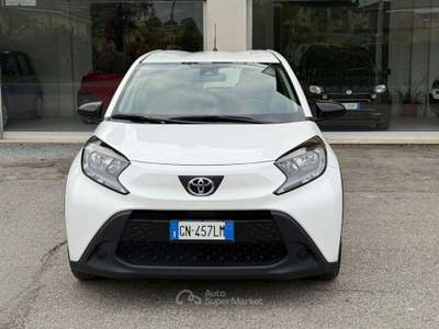 Toyota Aygo X 1.0 VVT-i 72 CV 5p. Trend Bianco usata San Giorgio di Piano