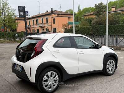 Toyota Aygo X 1.0 VVT-i 72 CV 5p. Trend Bianco usata San Giorgio di Piano