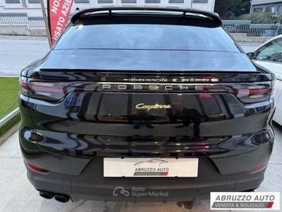 Porsche Cayenne 3.0 V6 E-Hybrid Nero usata Città Sant'Angelo