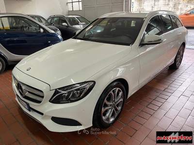 Mercedes-Benz Classe C C 200 d S.W. Premium Bianco usata Roma