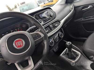 Fiat Tipo Mjt S&S 5 porte Easy usata Pompei