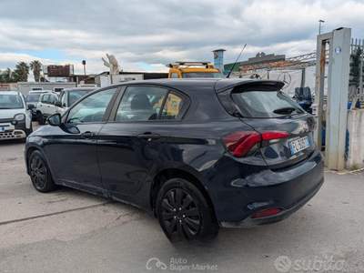 Fiat Tipo Mjt S&S 5 porte Easy usata Pompei