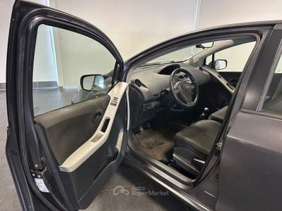 Toyota Yaris NEOPATENTATI 69CV GARANZIA usata Anzio