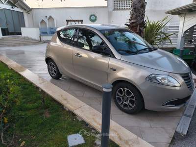 Lancia Ypsilon 95 cv Oro usata Quarto