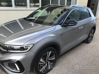 Volkswagen T-Roc SCR 150 CV DSG R-Line usata Cento
