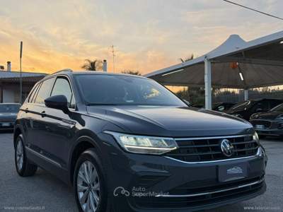 Volkswagen Tiguan Tiguan 2.0 TDI 150CV SCR DSG Life Grigio usata San Michele Salentino