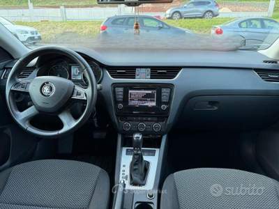 Skoda Octavia DSG Wagon EXECUTIVE usata Prevalle