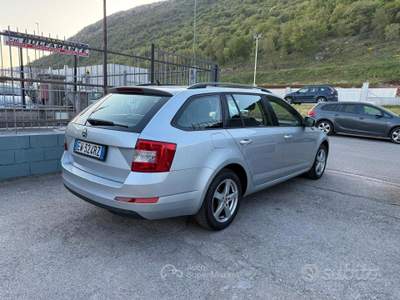 Skoda Octavia DSG Wagon EXECUTIVE usata Prevalle