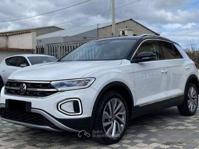 Volkswagen T-Roc Style 2.0 TDI 150 CV DSG usata Partinico