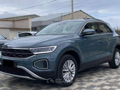 Volkswagen T-Roc Life 2.0 TDI 116 CV usata Partinico