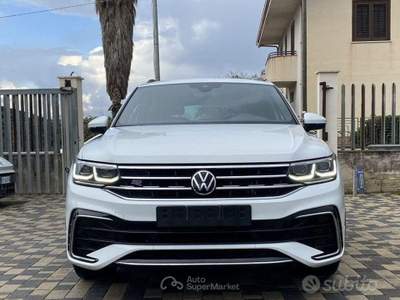 Volkswagen Tiguan R-Line 2.0 TDI 150 CV DSG usata Partinico