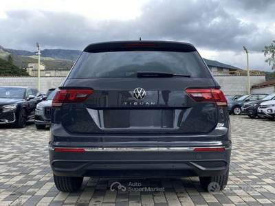 Volkswagen Tiguan Life 2.0 TDI 150CV DSG usata Partinico