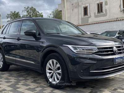 Volkswagen Tiguan Life 2.0 TDI 150CV DSG usata Partinico