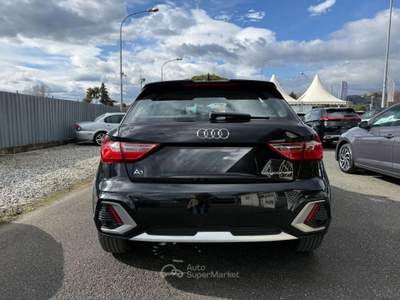 Audi A1 citycarver 30 TFSI S tronic Admired usata CARRARA