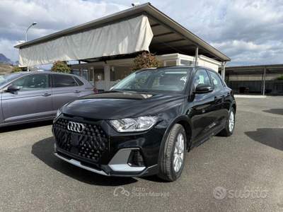 Audi A1 citycarver 30 TFSI S tronic Admired usata CARRARA