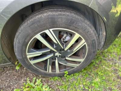 Peugeot 208  - 208 1.2 puretech allure s&s 100cv Grigio usata Roma