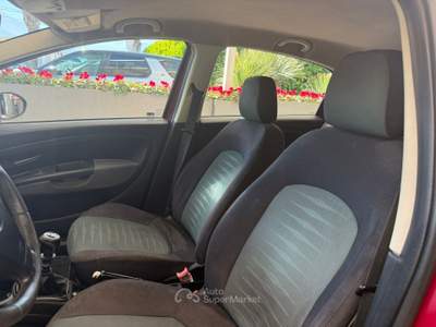 Fiat Grande Punto Grande Punto 1.4 GPL 5 porte Dynamic Lilla usata Pompei
