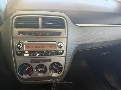 Fiat Grande Punto Grande Punto 1.4 GPL 5 porte Dynamic Lilla usata Pompei