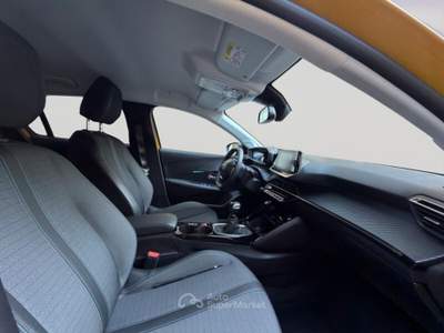 Peugeot 208 208 PureTech 100 Stop&Start 5 porte Allure Pack Giallo usata Torino