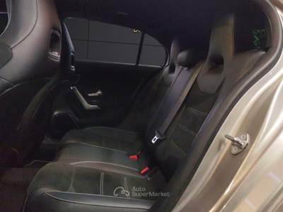 Mercedes-Benz Classe A A 200 d Automatic Executive Oro usata Pompei