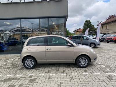 Lancia Ypsilon Ypsilon 1.2 8v New Oro (oro) usata Pinerolo