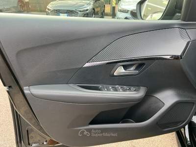 Peugeot 208 1.2 puretech Allure s&amp;s 100cv #VARI COLORI Nero usata Martellago